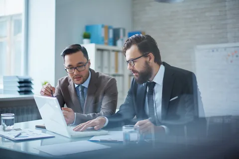 Discover 7 Crucial Steps to Registering Your New Company in the UAE